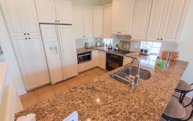 Island Walk Apartment 3