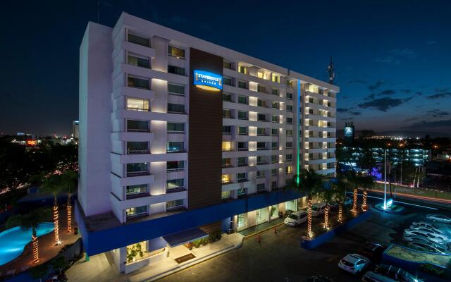 Staybridge Suites Guadalajara Expo by IHG