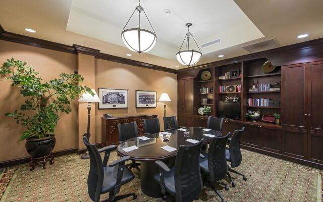 Hampton Inn & Suites Albany-Downtown