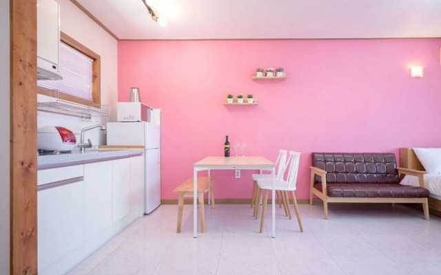 Yeosu Maison Blanche Pension