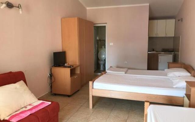 Apartmani Tomovic