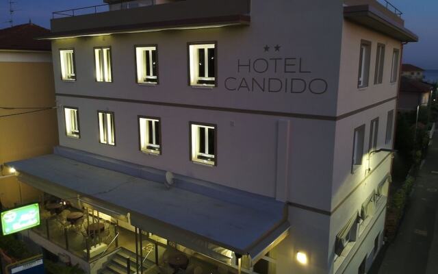 Hotel Candido