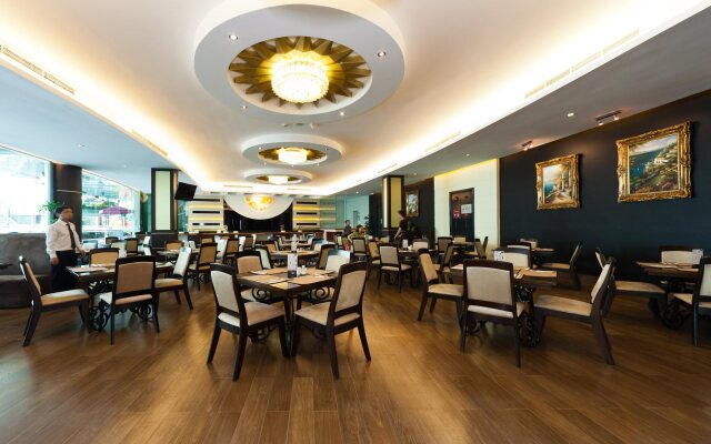 The Hanoi Club Hotel & Residences
