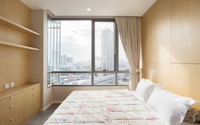 The Room Sukhumvit 69 By Favstay