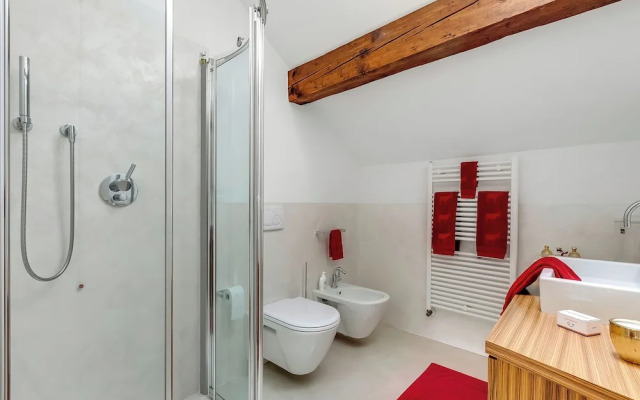 Il Gioiellino Pool And Sauna