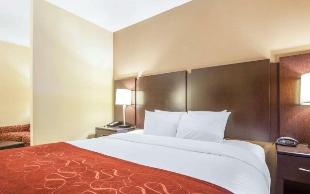 Comfort Suites