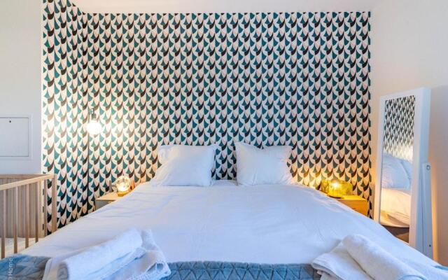 The Graphic Condo - Fairytale Factory