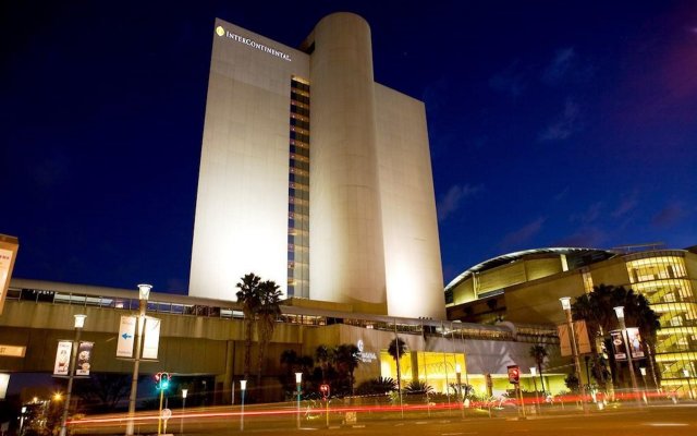 Sandton Sun & Towers