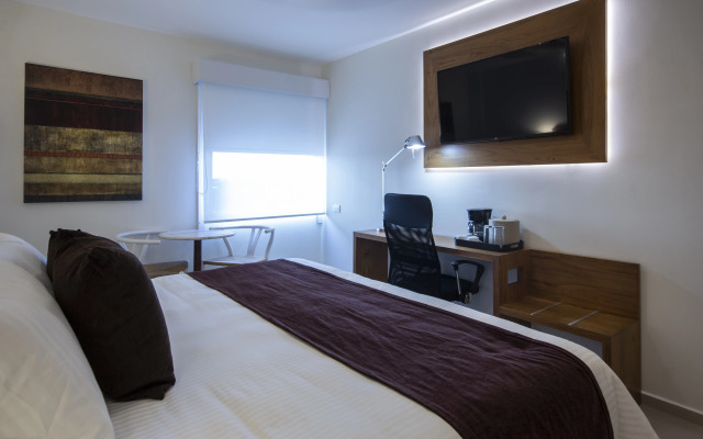 Hotel Misión Express Mérida Alta Brisa