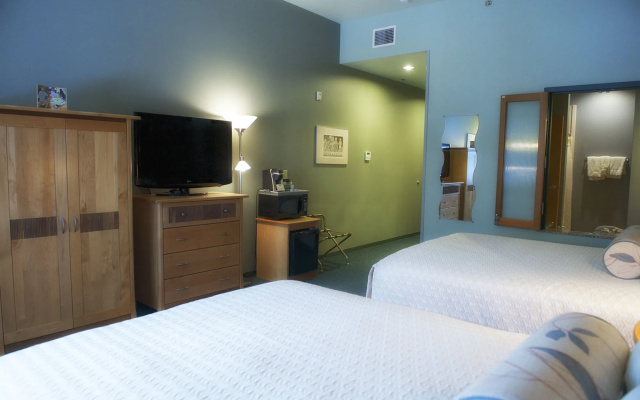 Dimond Center Hotel
