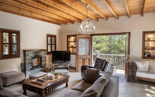 Troodos Mature Pine Chalet