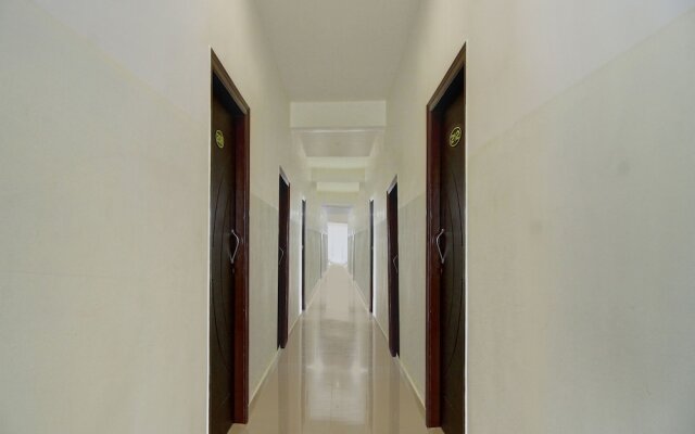 OYO 14360 Park Inn