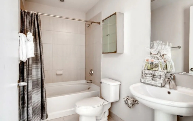 Avalon Mountain View