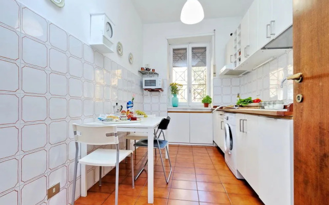 TreasureRome Family 3BR by Colosseo