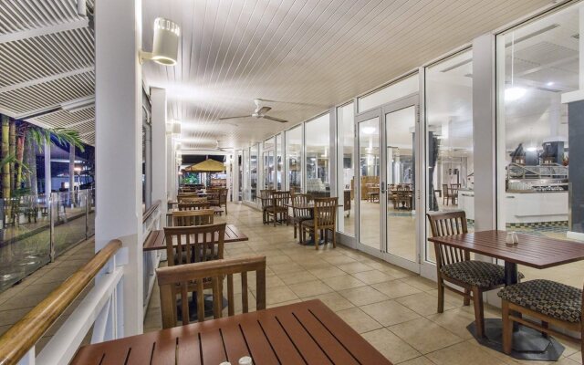 Hotel Grand Chancellor Palm Cove