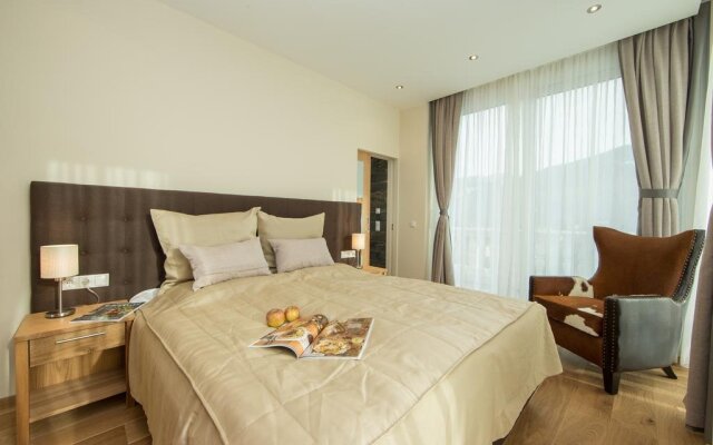 Silva Peak Residences