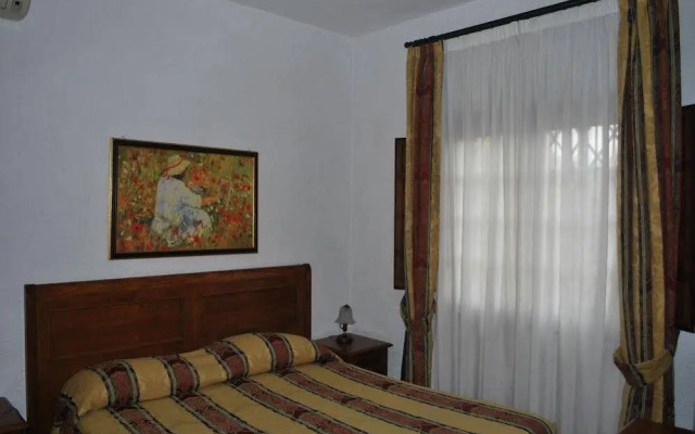 Residence Casale Mostacciano