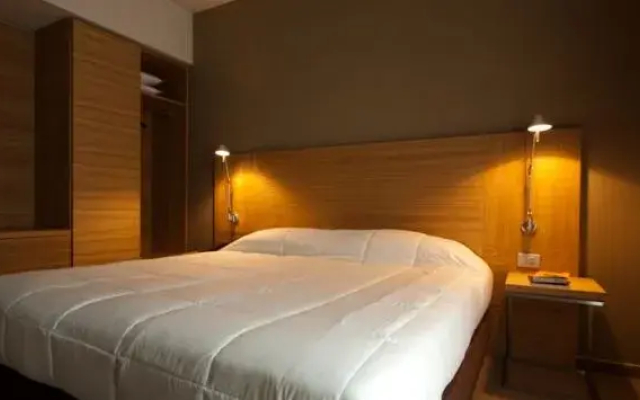 Victor Hotel