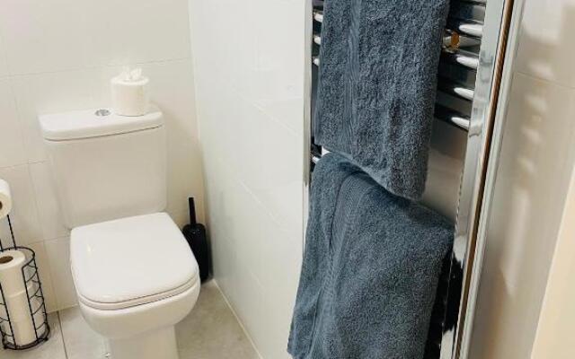 #0311 Two Bedroom serviced apartment - Free Parking