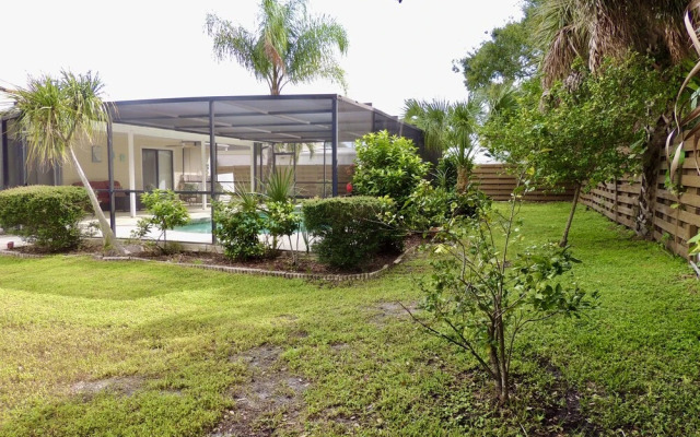 Palma Sola Pool Home Bradenton