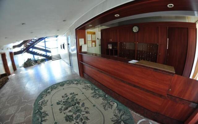 Tourist Hotel