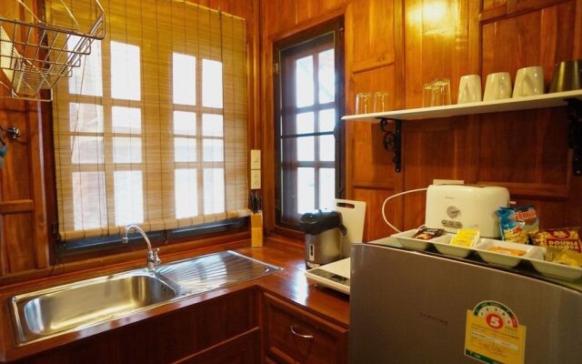 Villa Ayutthaya @ Golden Pool Villas