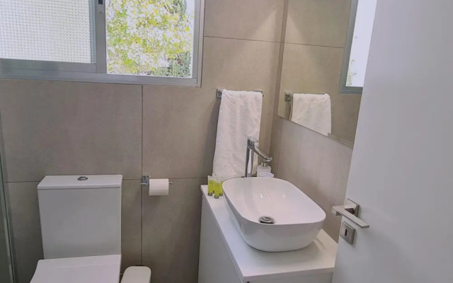 97 LIM - Stay Vital Elegance Apartment