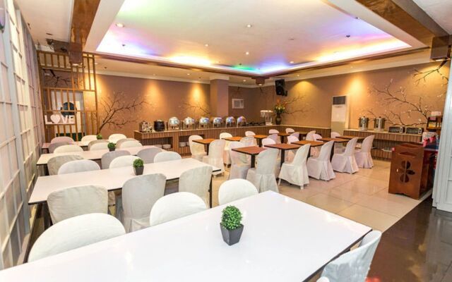 Urban Travellers Hotel
