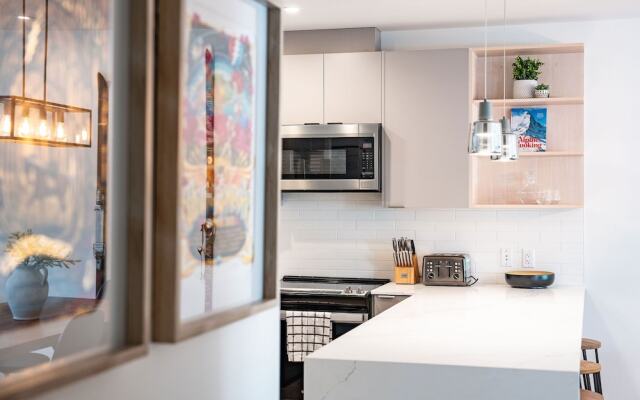 Huckin' Harry's by Revelstoke Vacations