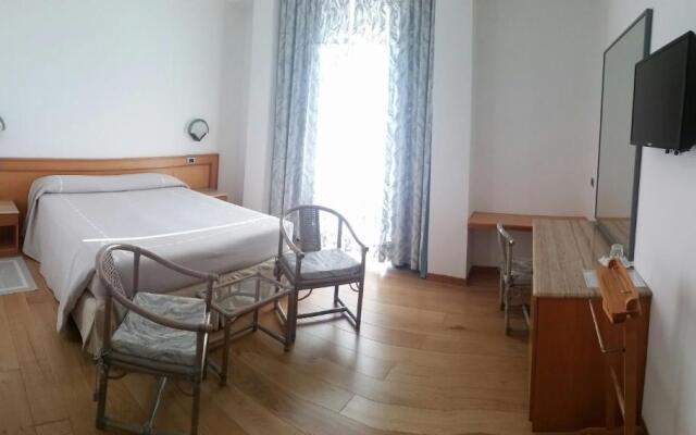 Hotel Excelsior