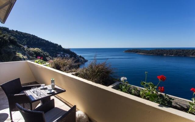 Sea View Apartments - Leo