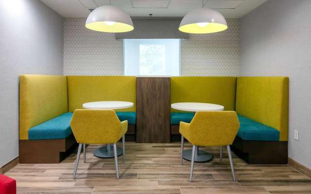 Hampton Inn & Suites Alpharetta Roswell