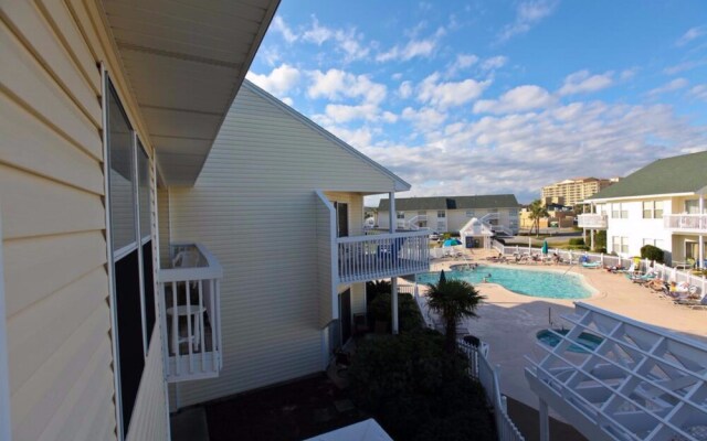 Sandpiper Cove Tennis Villas by Holiday Isle