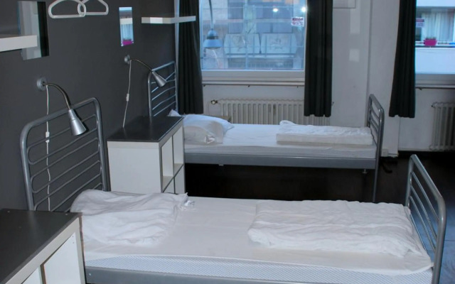 Station Hostel For Backpackers