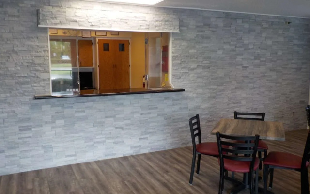 SureStay Hotel by Best Western Norfolk Little Creek