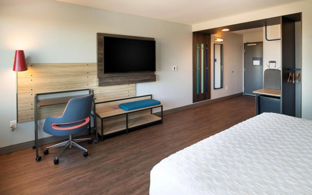 Tru By Hilton Phoenix Glendale Westgate, AZ