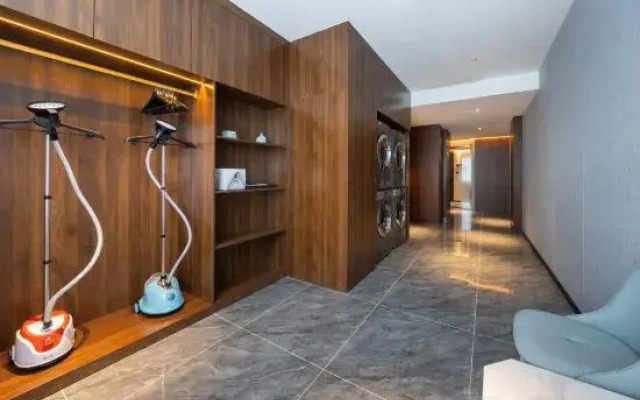 Madison Hotel (Chunhui Road Branch, Sun Village, Jinan)