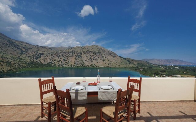 Linda's Villa In Unrivalled Position in Kournas - Amazing View!
