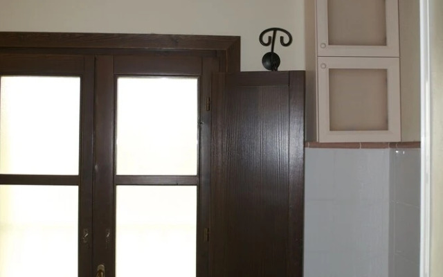 Giuly Rosselmini Residence