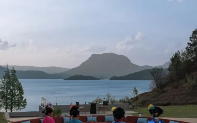 Lugu Lake Manchen Holiday Homestay – Outside – Lijiang