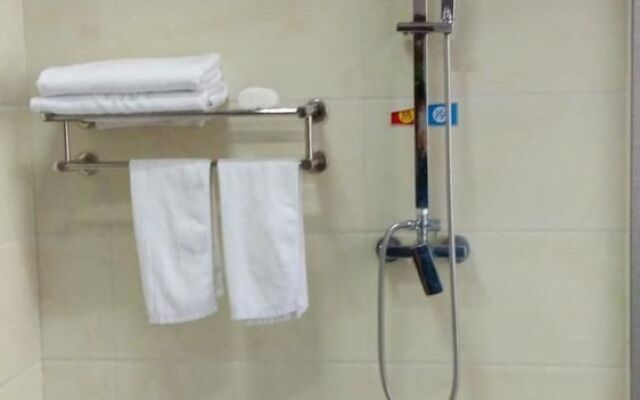 Yanshi 7 Star Express Hotel