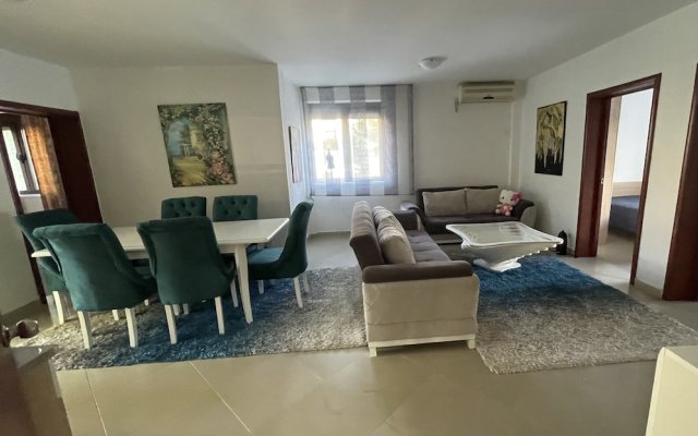 3 Bedroom Apartment With Pool