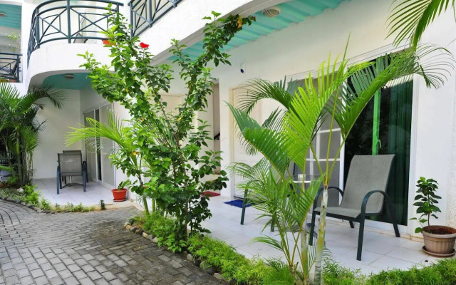 Roxon Apartments