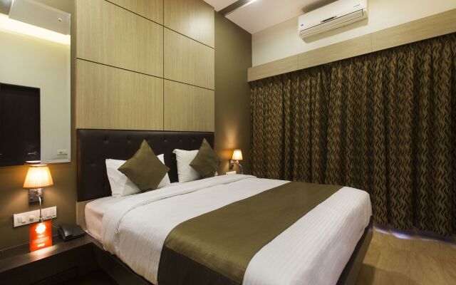 OYO 10388 Hotel Dean Villa