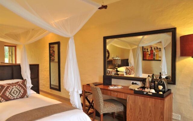 Victoria Falls Safari Lodge