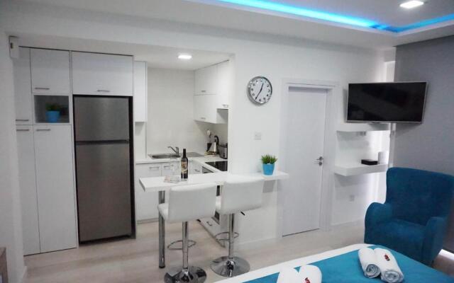 Lazuli Beach Apartment 209