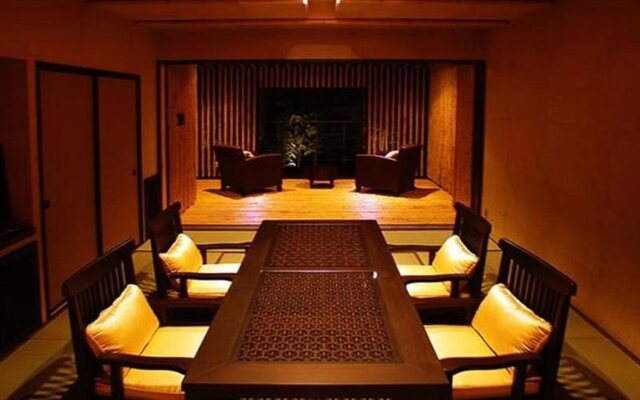 Kinnotake Sengokuhara - Adult Only