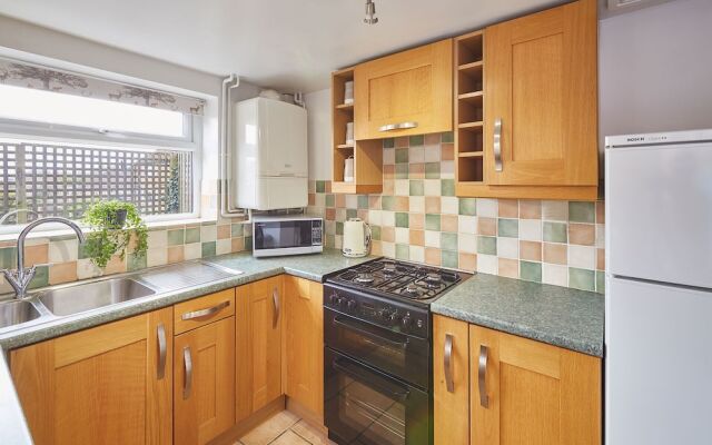 Host Stay Dove Grey 25 West End