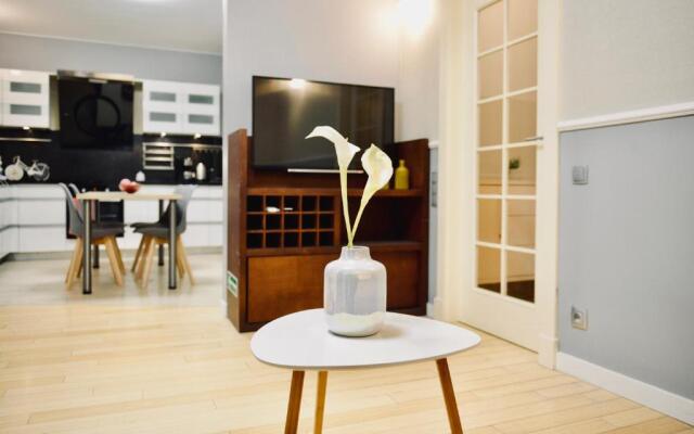 JessApart - Babka Tower Apartment