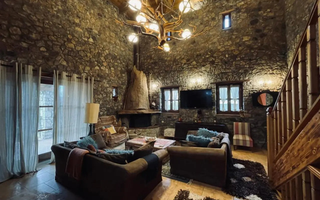 Country Stone House ,next to Kalavrita